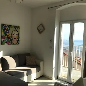 https://giorgiada-luxury.sicilyhotelsitaly.net