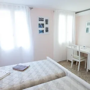 venice-rialto-bridge-apartment.hotelinveneto.com/